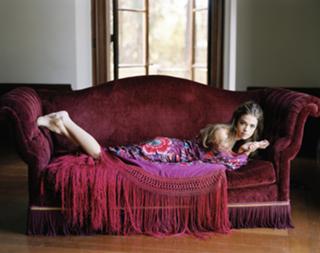 Denise Richards feet photo thumbnail