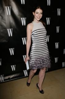 Michelle Trachtenberg feet photo thumbnail