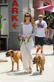 Jessica Biel feet photo thumbnail