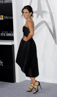 Kate Beckinsale feet photo thumbnail
