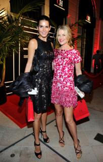 Ali Larter feet photo thumbnail