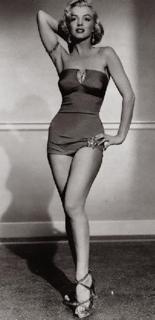 Marilyn Monroe feet photo thumbnail