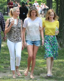 Kate Upton feet photo thumbnail