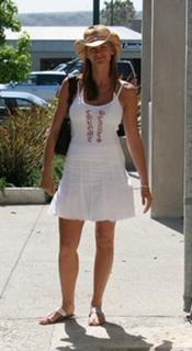 Natasha Henstridge feet photo thumbnail