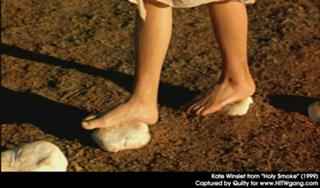 Kate Winslet feet photo thumbnail