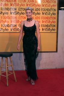 Natasha Henstridge feet photo thumbnail