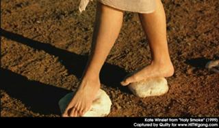 Kate Winslet feet photo thumbnail