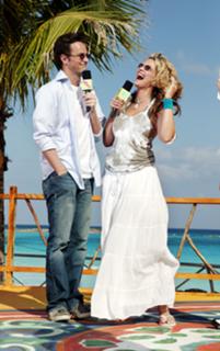 Natasha Henstridge feet photo thumbnail