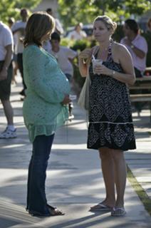 Mariska Hargitay feet photo thumbnail