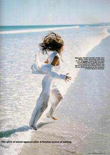 Elle Macpherson feet photo thumbnail