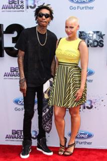Amber Rose feet photo thumbnail