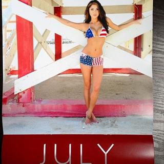 Arianny Celeste feet photo thumbnail