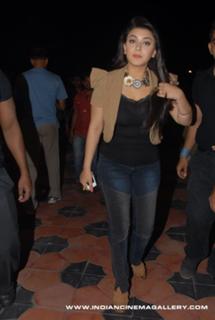 Hansika Motwani feet photo thumbnail
