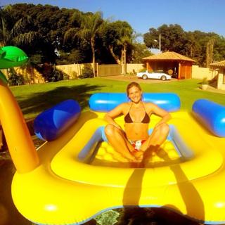 Bar Refaeli feet photo thumbnail