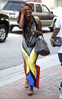 Christina Milian feet photo thumbnail