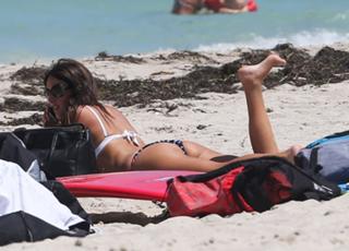 Claudia Romani feet photo thumbnail