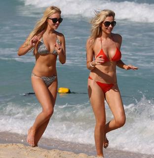 Jorgie Porter feet photo thumbnail