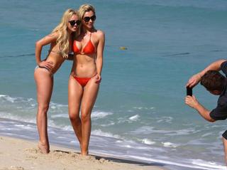 Jorgie Porter feet photo thumbnail