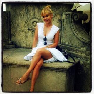 Dorota Rabczewska feet photo thumbnail