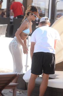 Rihanna feet photo thumbnail