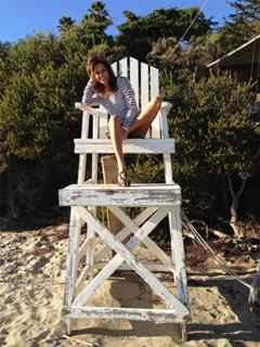 Brooke Burke feet photo thumbnail
