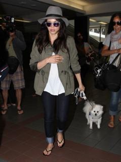 Jenna Dewan feet photo thumbnail