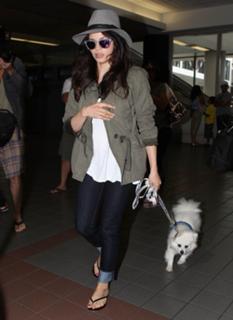Jenna Dewan feet photo thumbnail