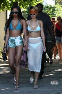 Rihanna feet photo thumbnail