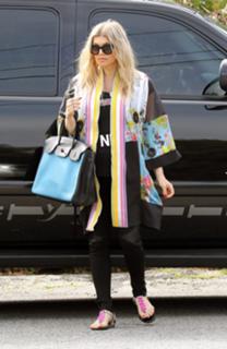 Fergie feet photo thumbnail