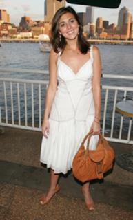 Jamie-Lynn Sigler feet photo thumbnail