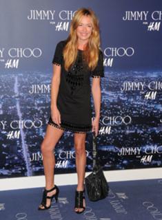 Cat Deeley feet photo thumbnail