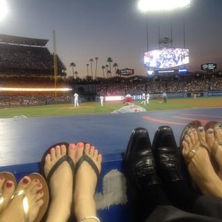 Tara Lipinski feet photo thumbnail
