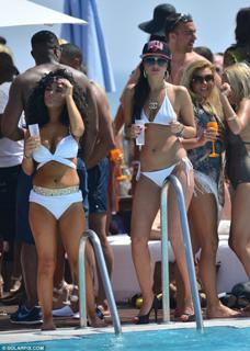 Tulisa feet photo thumbnail