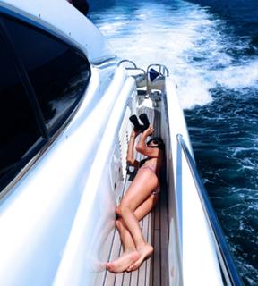 Bai Ling feet photo thumbnail