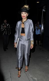 Rita Ora feet photo thumbnail