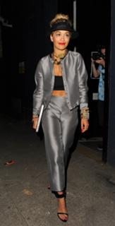 Rita Ora feet photo thumbnail