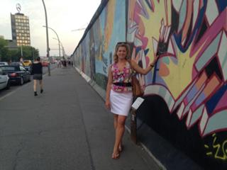 Brianna Keilar feet photo 2