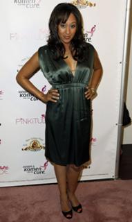 Tamera Mowry-Housley feet photo 4