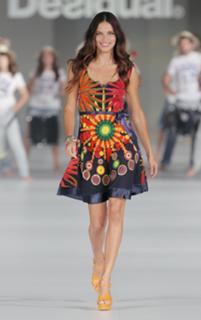 Adriana Lima feet photo thumbnail