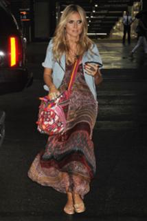 Heidi Klum feet photo thumbnail
