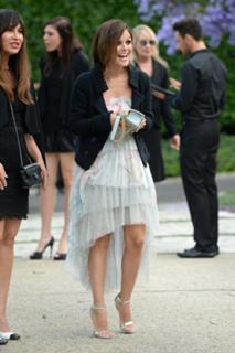 Rachel Bilson feet photo thumbnail