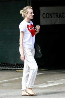 Diane Kruger feet photo thumbnail