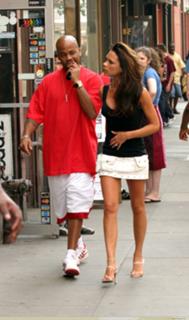 Victoria Beckham feet photo thumbnail