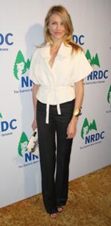 Cameron Diaz feet photo thumbnail