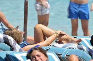 Sofía Vergara feet photo thumbnail
