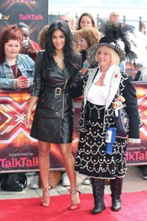 Nicole Scherzinger feet photo thumbnail