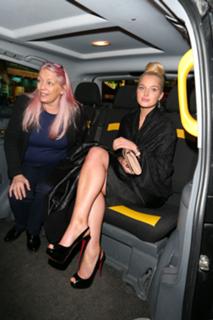 Helen Flanagan feet photo thumbnail