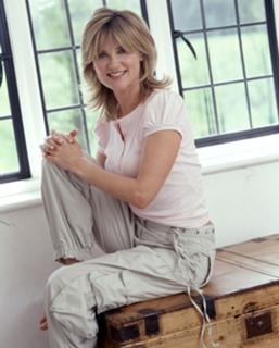 Anthea Turner feet photo 5
