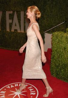 Uma Thurman feet photo thumbnail