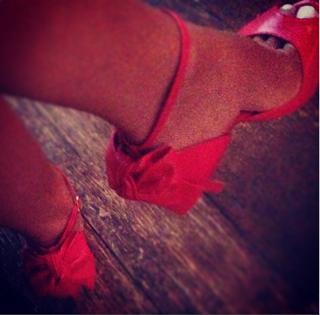 Rocsi Diaz feet photo thumbnail